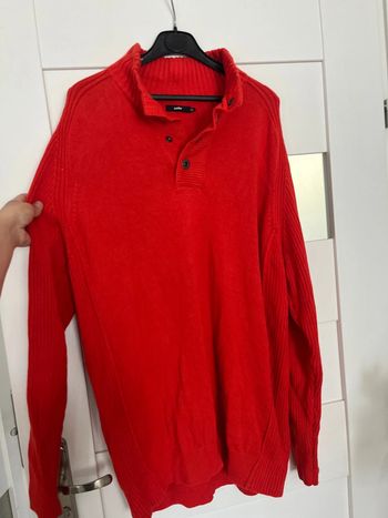 Pull Celio