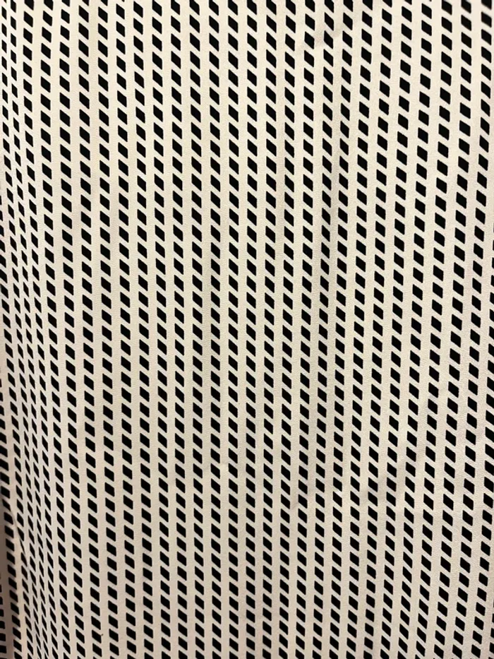 Blouse H&M imitation soie - photo numéro 3
