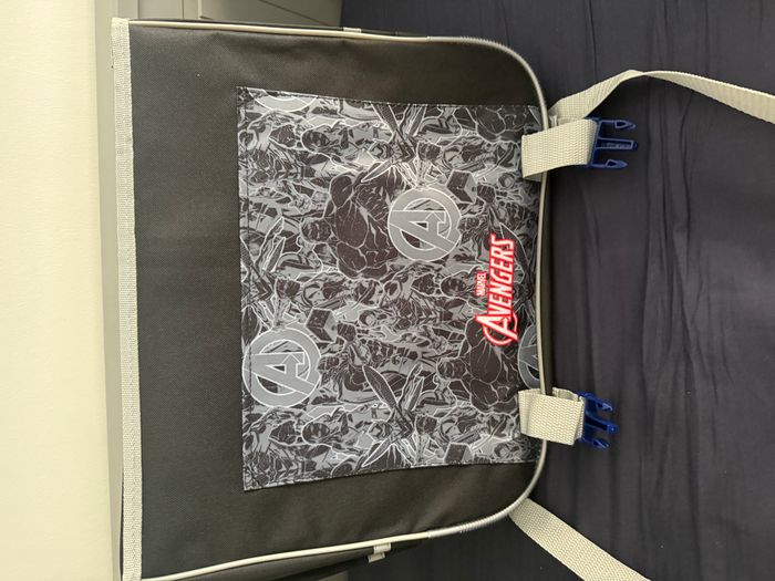 cartable avengers neuf - photo numéro 4