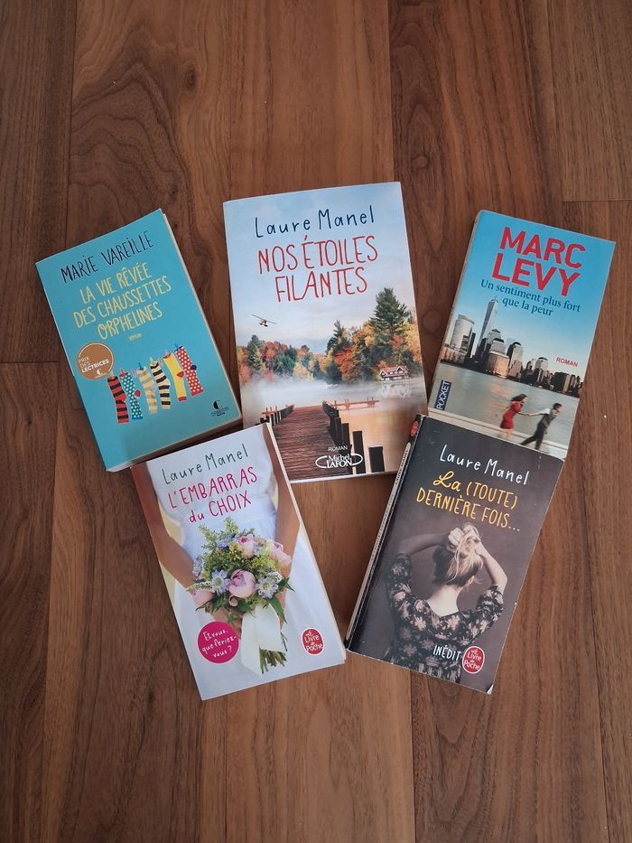 2 romans de Laure Manel + 1 Marie Vareille + 1 Marc Levy