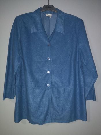 Surchemise bleu. Taille 52. Neuve sans étiquette.