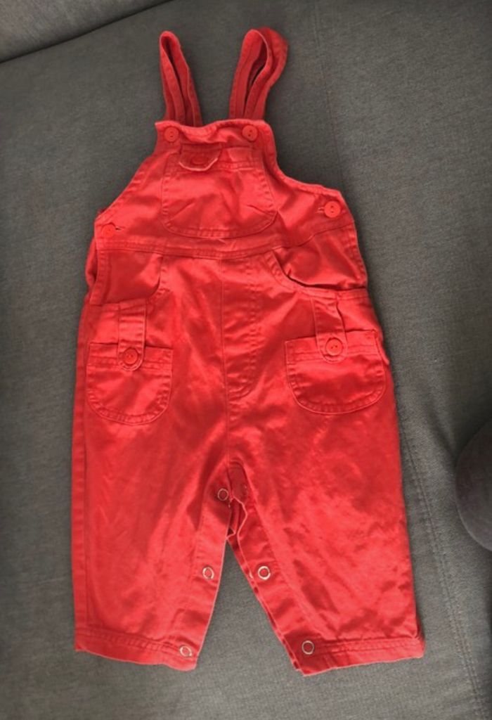 Salopette rouge