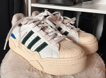Adidas superstar