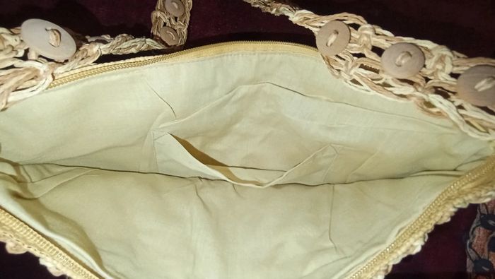 Deux magnifiques sacs a bandoulière avec boutons et franges Neufs Giada - photo numéro 4