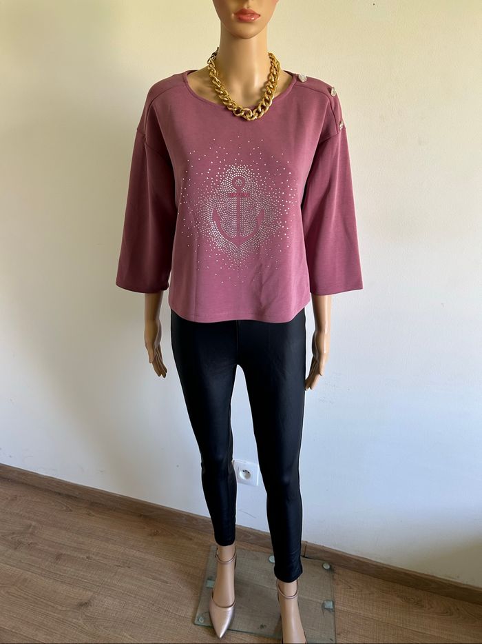 Pull sweat rose neuf avec strass Naf Naf taille S - photo numéro 3