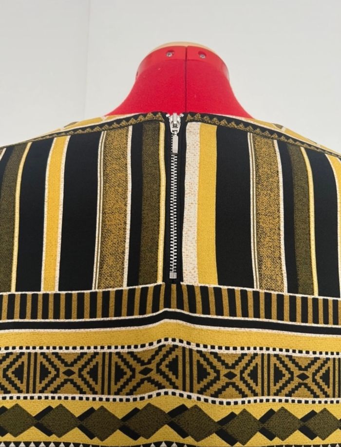 Blouse manches trois quarts jaune et noir imprimé aztèque H&M - photo numéro 6