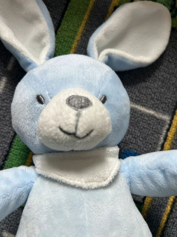 Doudou lapin bleu , mes petits cailloux - photo numéro 2