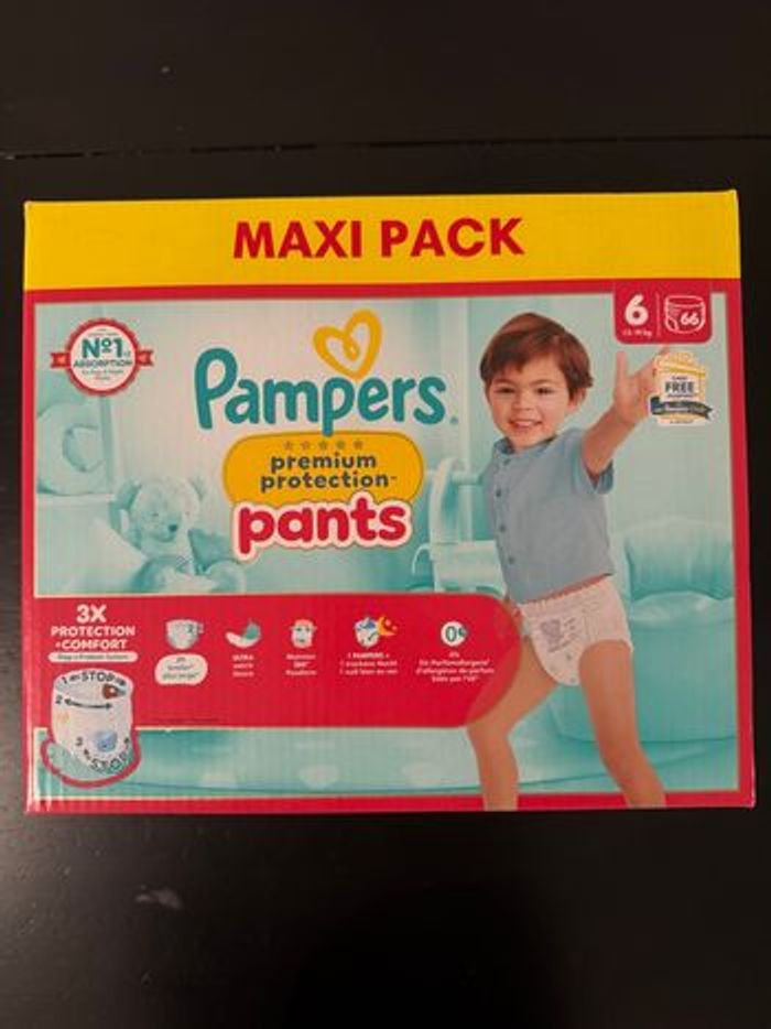 66 couches Pampers premium pants taille 6