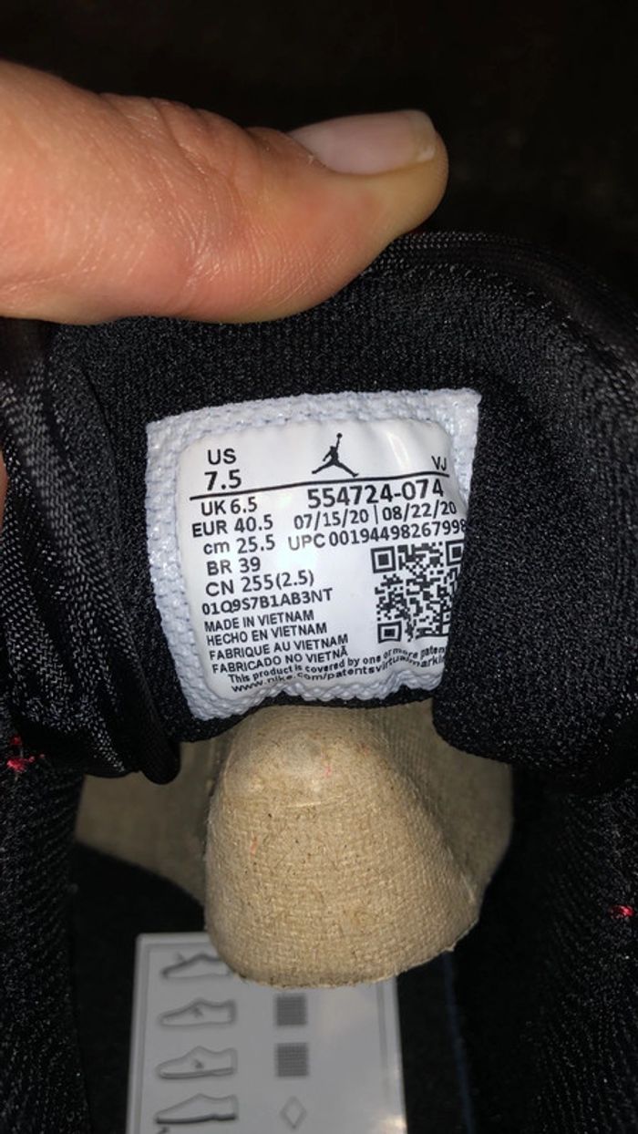 Air Jordan 1 Mid Banned - photo numéro 8
