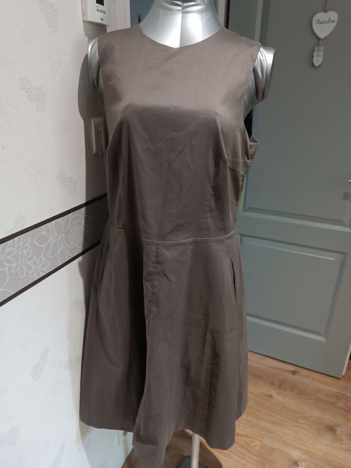 Robe femme t 44 esprit