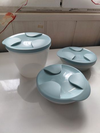 Tupperware lot de 3 boîtes empilable bleu clair ronde