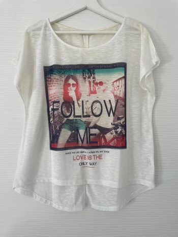 Haut t-shirt blanc et coloré à motifs manches courtes col rond transparent