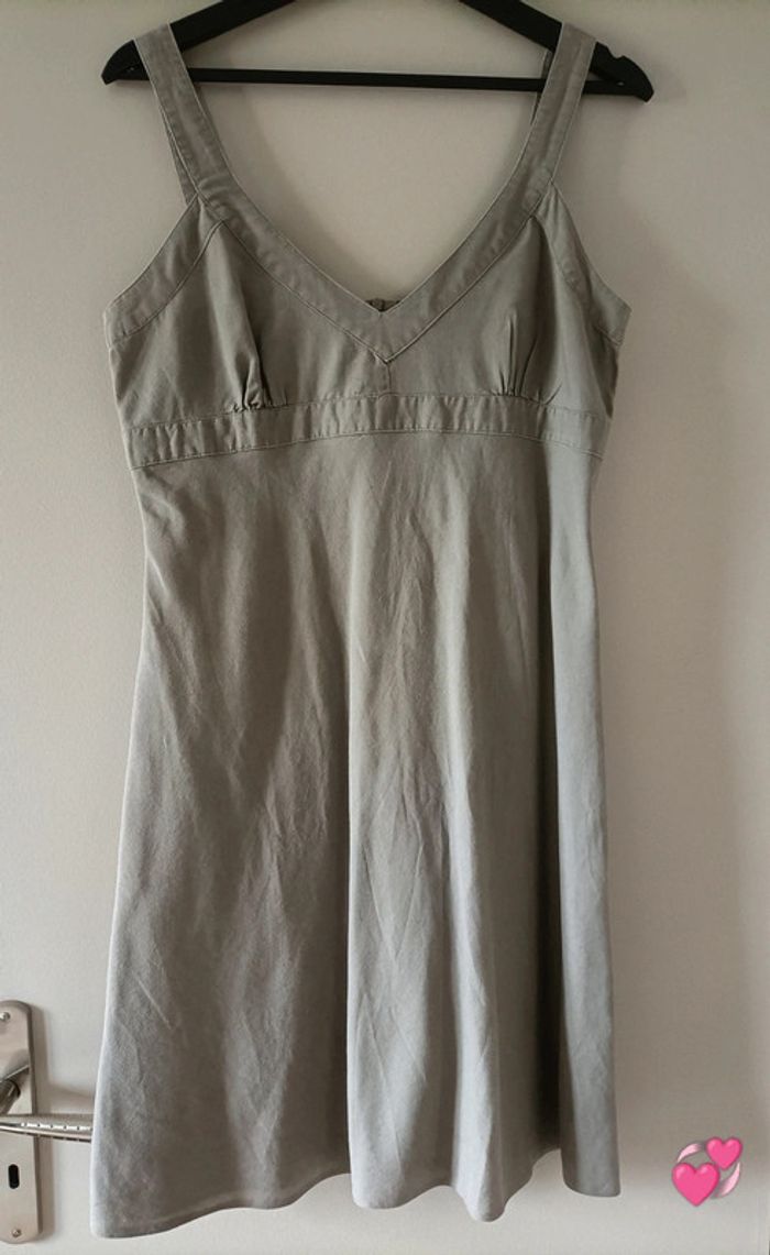 Robe à bretelles légère taupe Camaïeu T. 40
