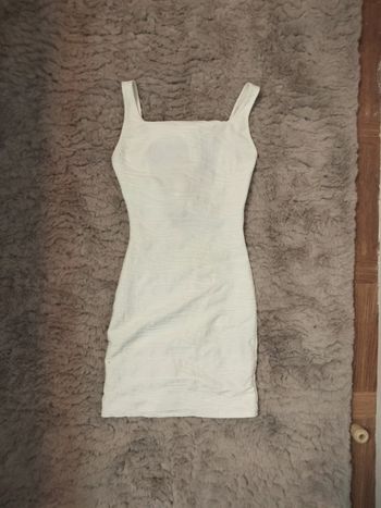 Robe courte blanche Bershka XS