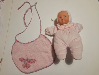 Poupon Corolle 30cm + bavoir