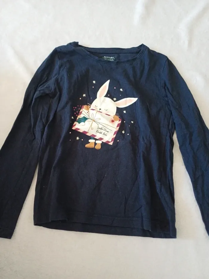 T-shirt bleu marine 6 ans
