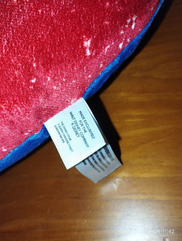 Coussin Mickey Disneyland - photo numéro 3