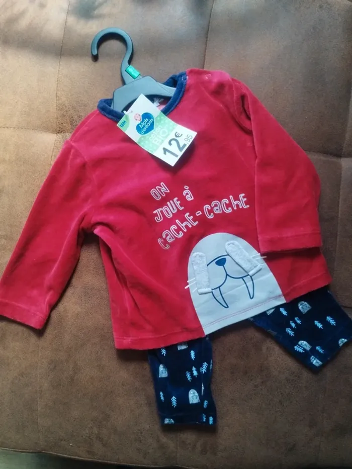 Pyjama velours 2 pièces garçon 12 mois neuf