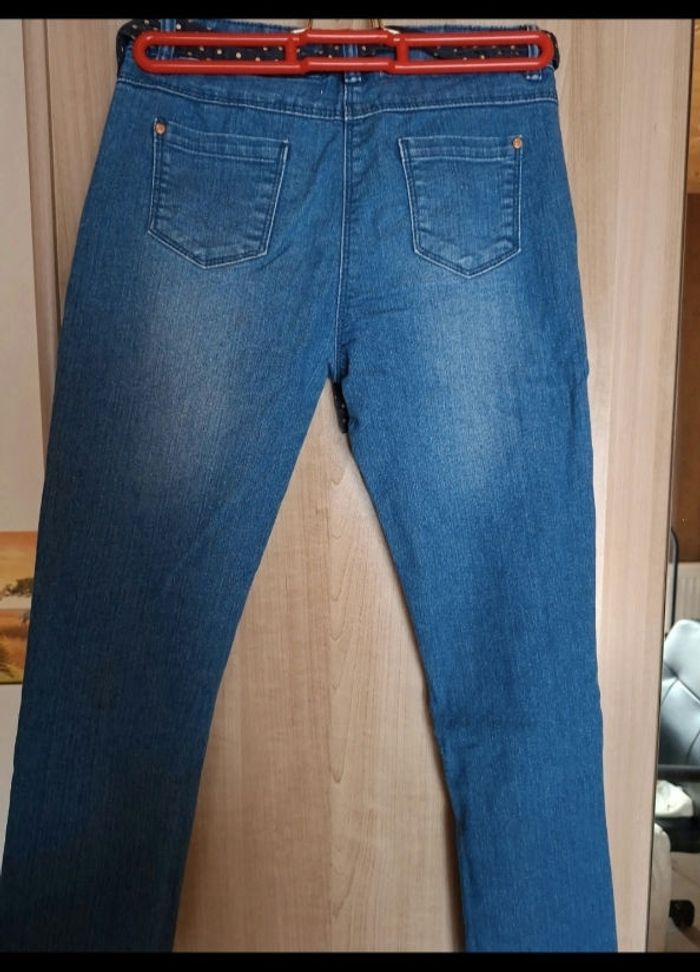 Jeans 10 ans - photo numéro 3