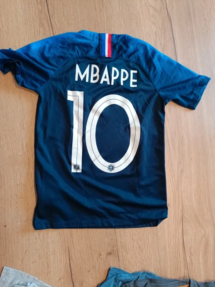 T-shirt de foot Mbappé garçon 12 ans - photo numéro 5