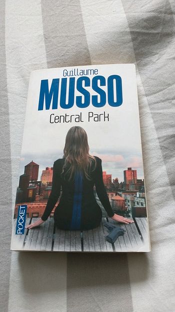 Guillaume Musso central Park