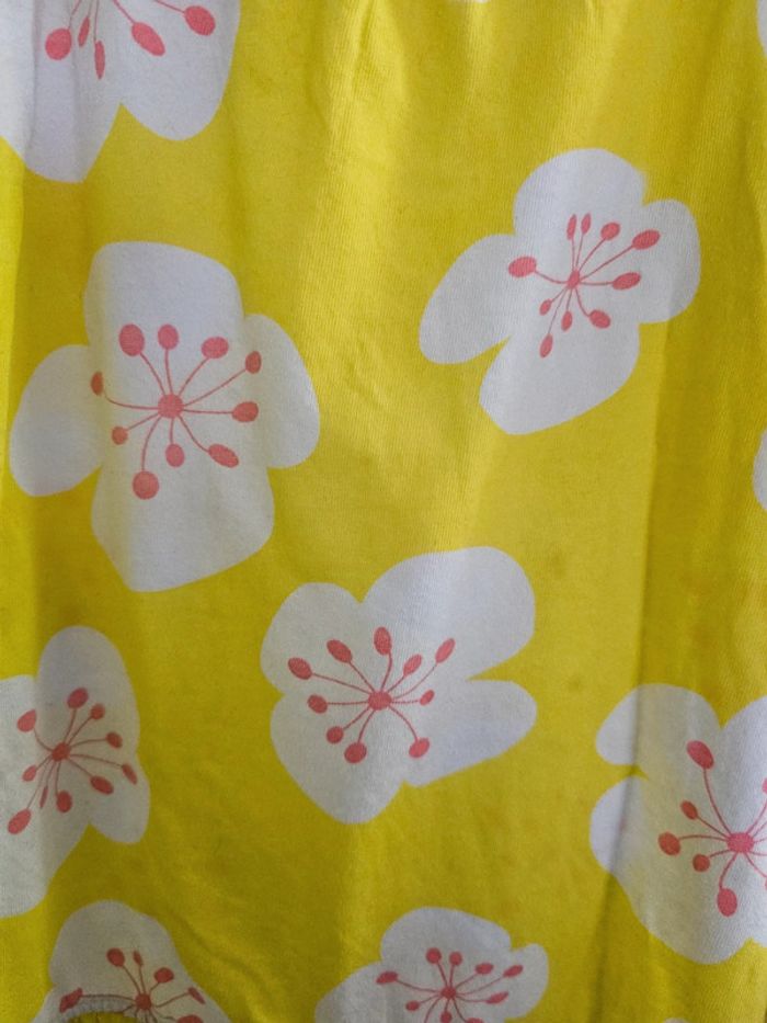 Robe légère jaune taille 3 ans / 94cm - photo numéro 3