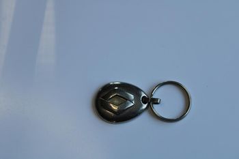 Porte clés logo Renault publicité garage