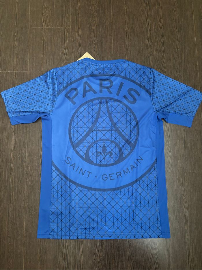 Maillot PSG neuf - photo numéro 4