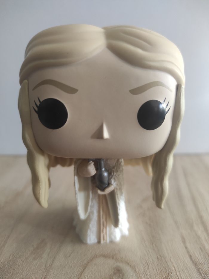 Figurine Funko pop Galadriel 631 SANS boîte ( Le Seigneur des Anneaux )