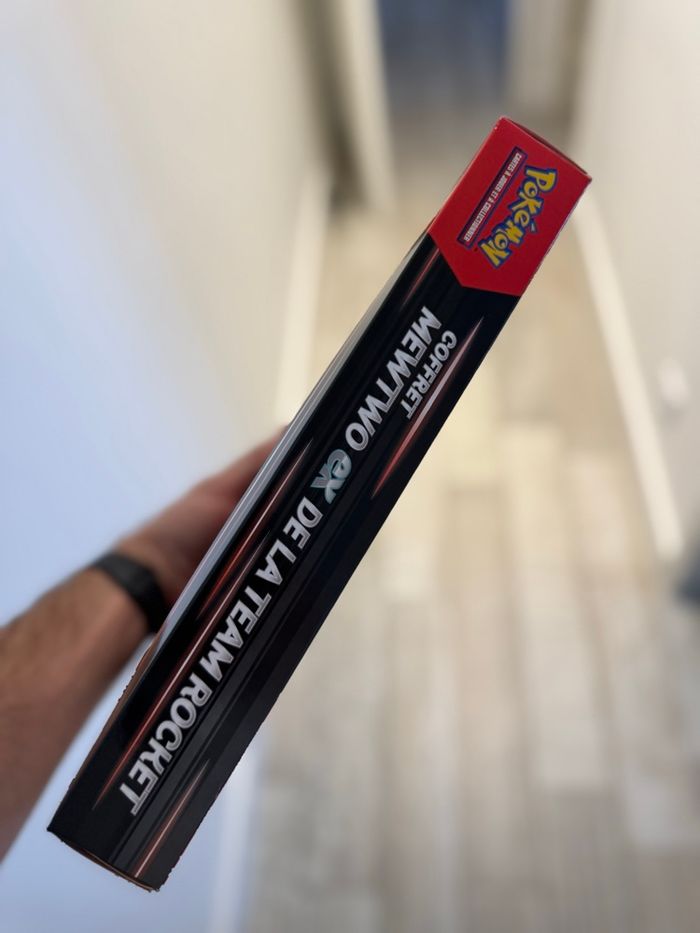 [NEUF] Coffret Mewtwo ex de la team Rocket EV10 - photo numéro 2