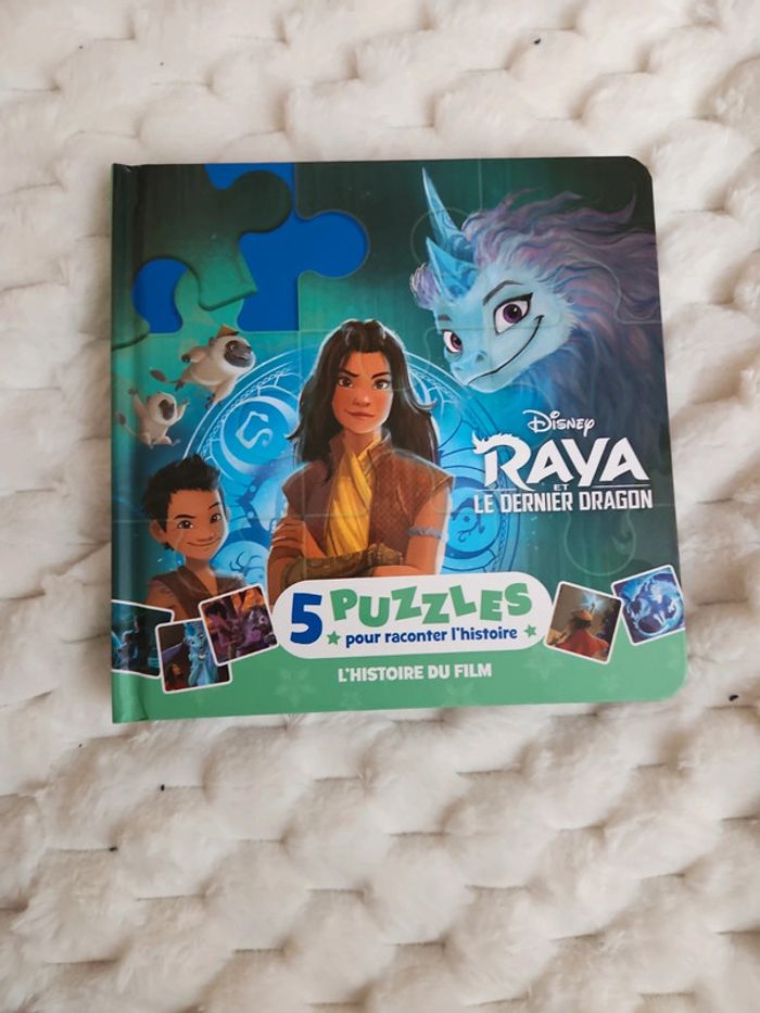 Livre puzzle Raya et le dernier dragon