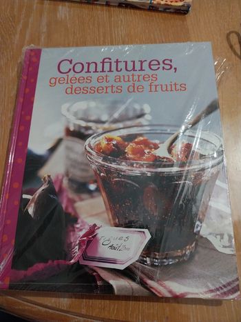 Confitures gelées et autres desserts de fruits