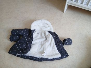 Manteau avec gants