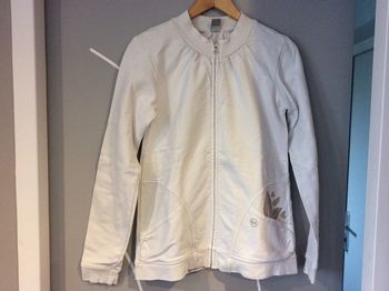 Veste 64