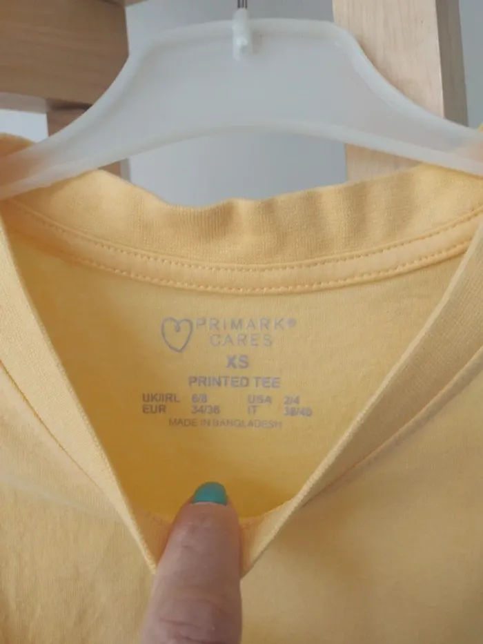 Tee shirt jaune Primark XS - photo numéro 2