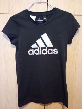 Tee shirt adidas fille 11/12 ans