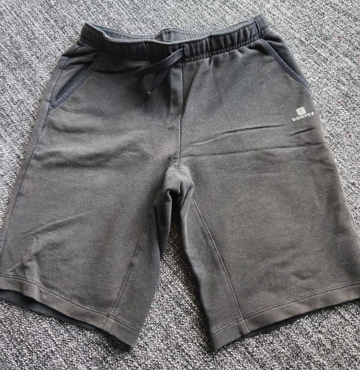 Short Decathlon 10 ans