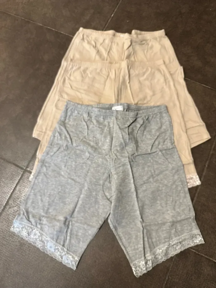 Lot de trois shorts femme - photo numéro 3