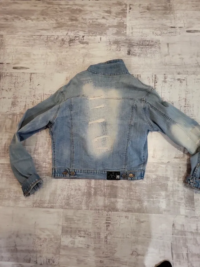 Veste en jeans façon usé - photo numéro 3