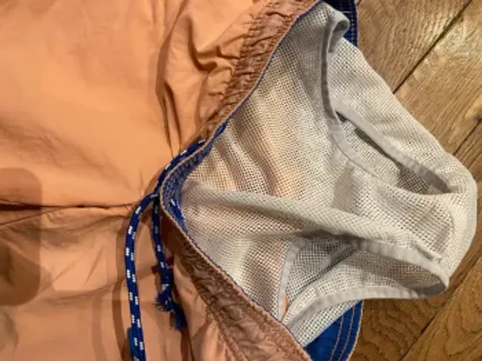 Short de bain 8 ans - photo numéro 3