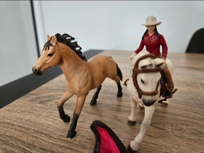 Lot 2 de 4 Chevaux Schleich - photo numéro 2