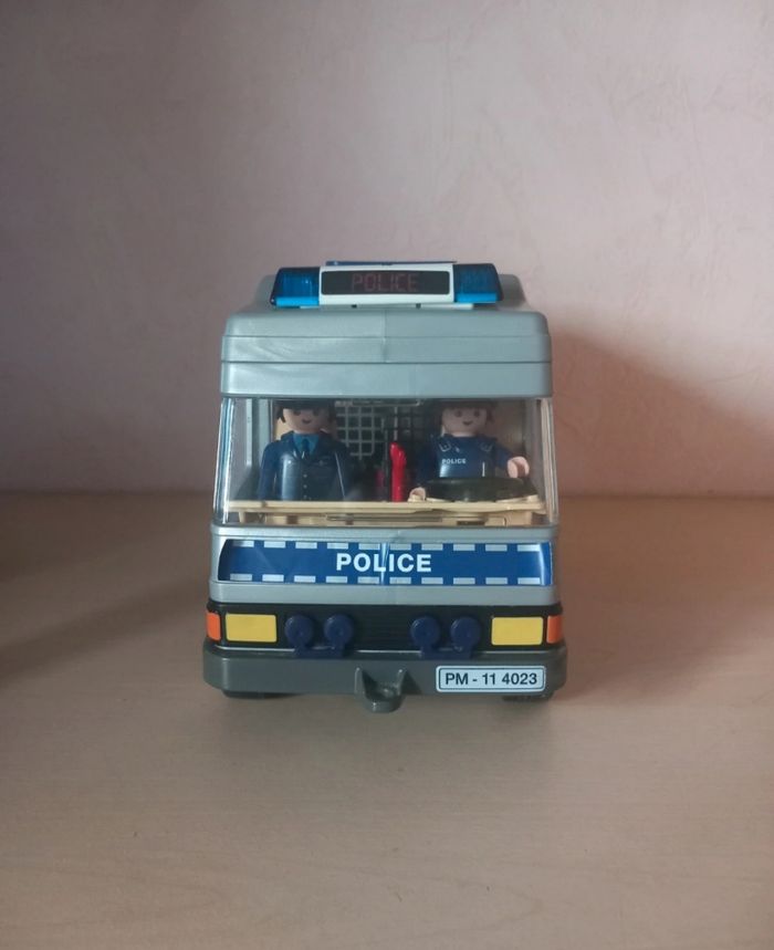 Fourgon de police Playmobil n°4023 - photo numéro 3