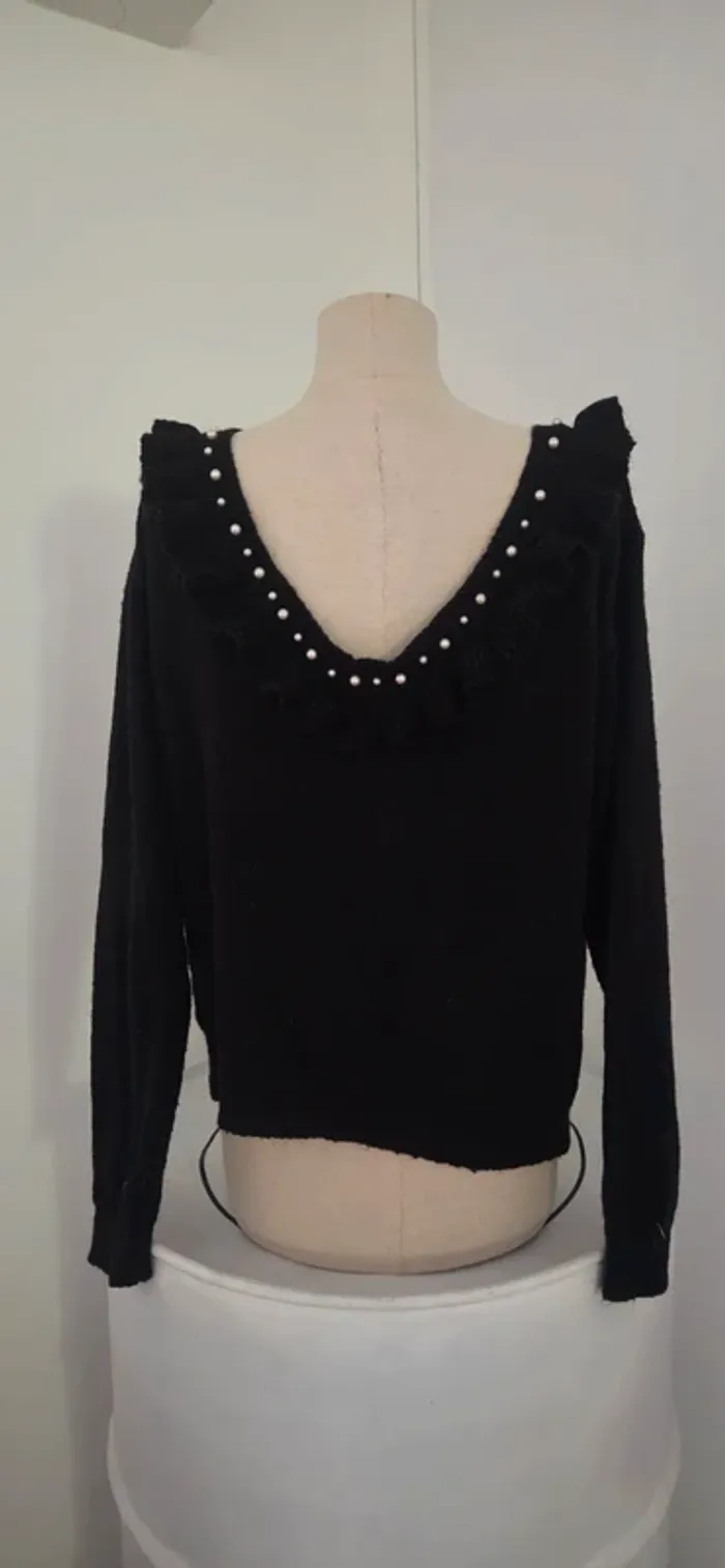 Pull Misskoo noir et perles - photo numéro 3