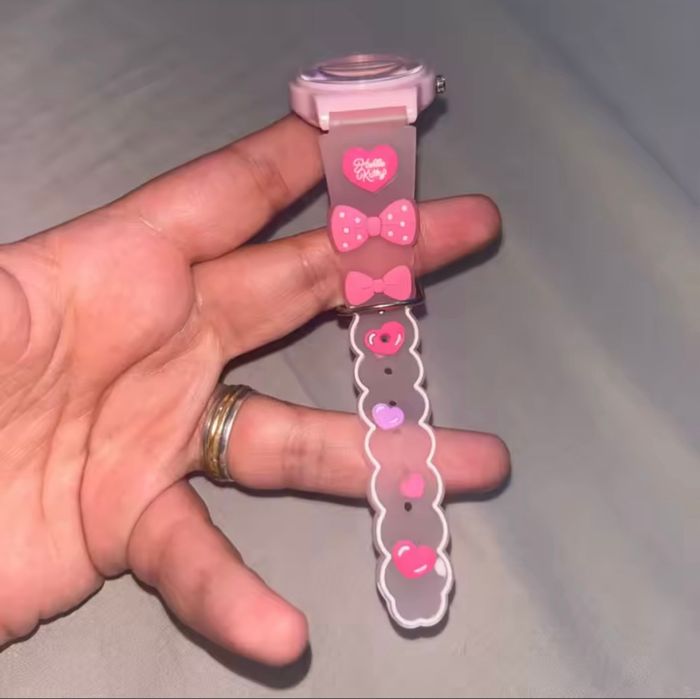 Montre hello kitty taille enfant - photo numéro 2