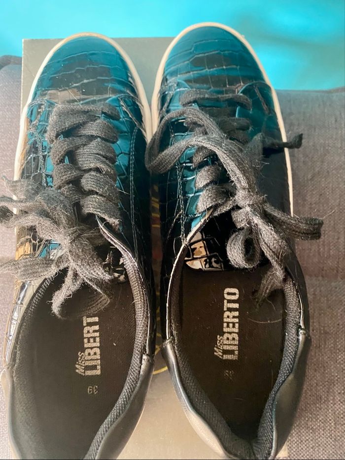 Baskets vernies - photo numéro 3