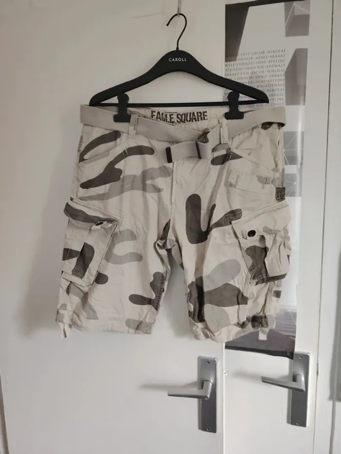 Short eagle square XL