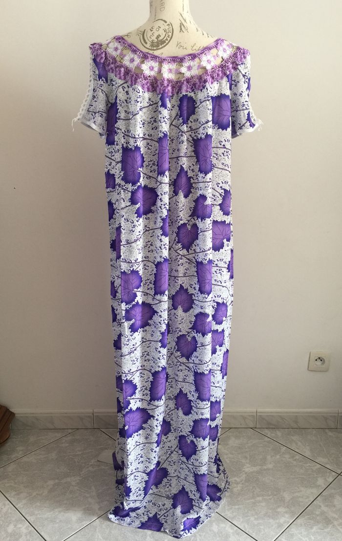 Djellaba blanche et violette - photo numéro 2