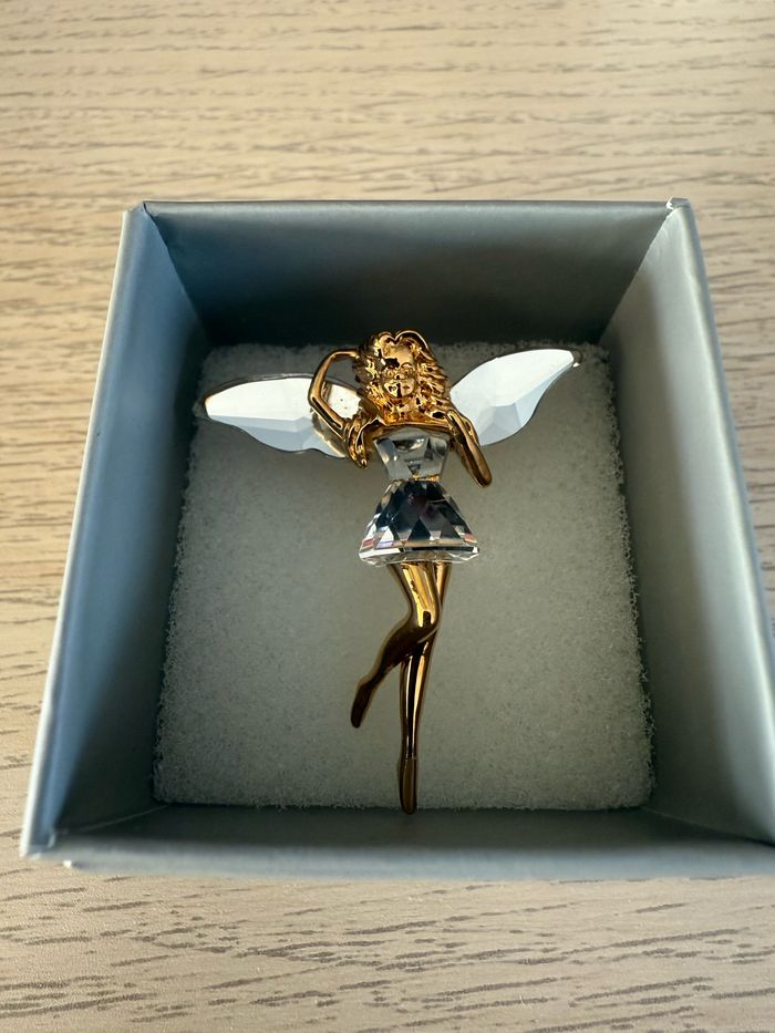 Broche