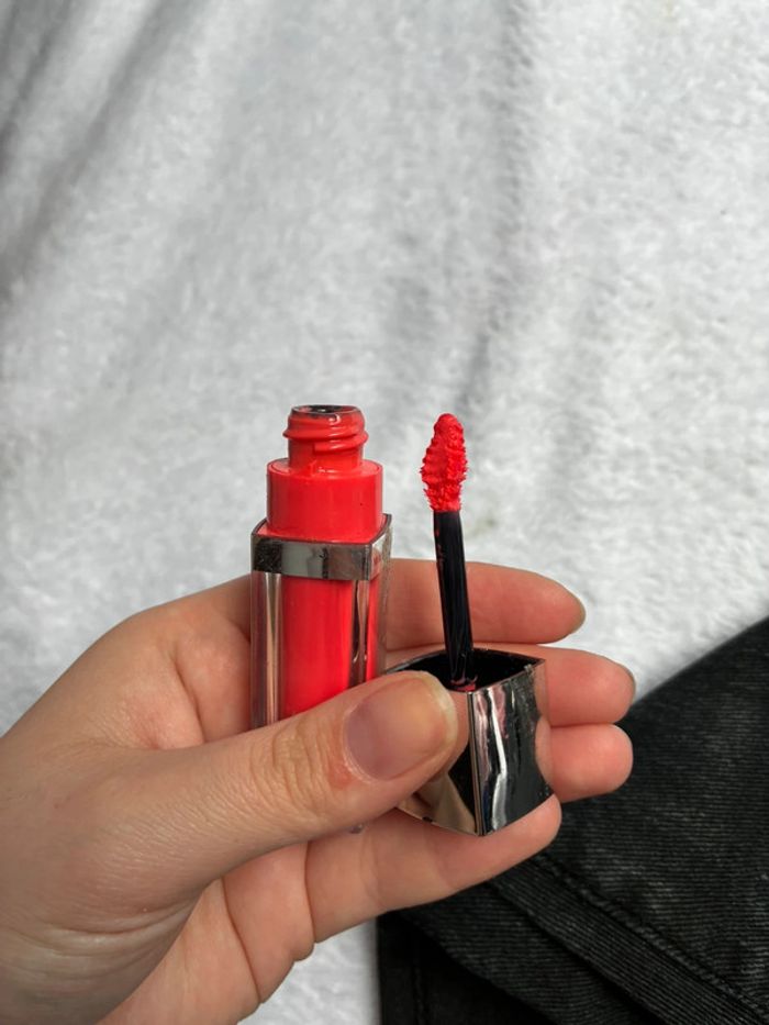 Rouge à lèvre - photo numéro 3