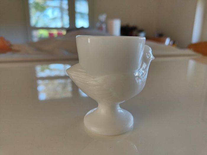 Coquetier en forme de poule blanche - photo numéro 3